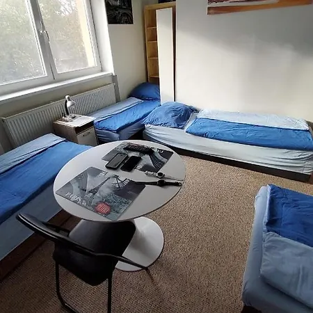 Gæstehus House Apartments, Terrace Grill, Guarded Private Parking, Fast Wifi.
